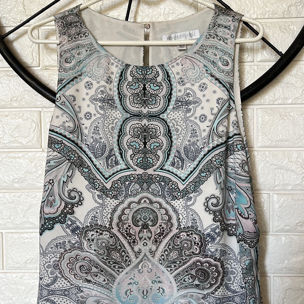 FOREVER NEW satin print dress - Picture 3 of 4
